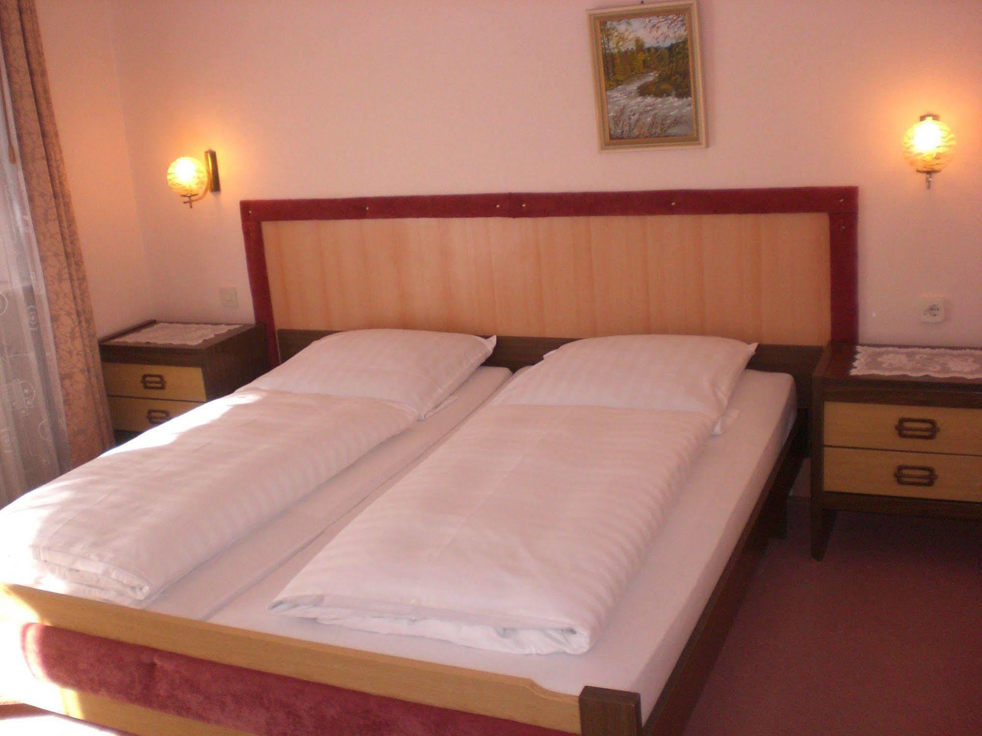 Hotel Pension Bluechersruh Bad Berneck im Fichtelgebirge Exterior photo